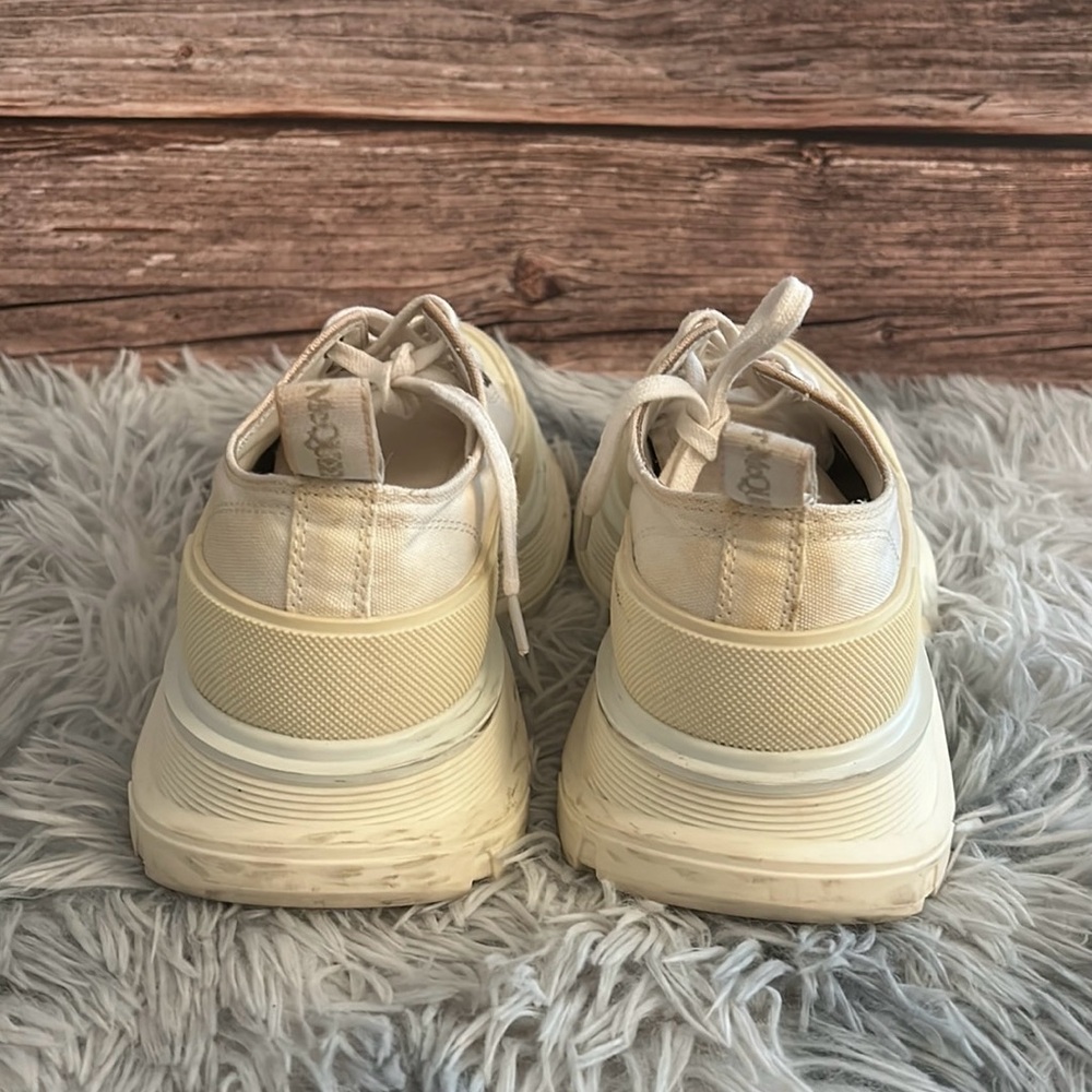 Alexander McQueen Tread Slick Women's Sneakers - Picture 5 of 10